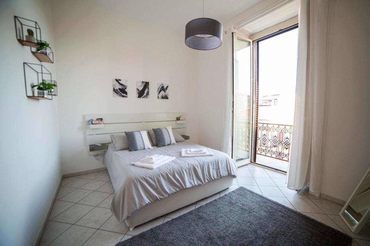 Appartamento Bnb Al Centro E Meglio, Napoli Esterno foto